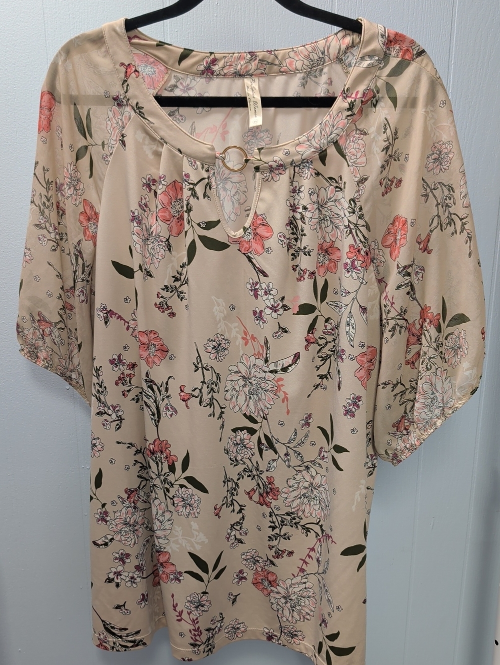 Perseption Beige Floral Keyhole Tunic with Pink Accents